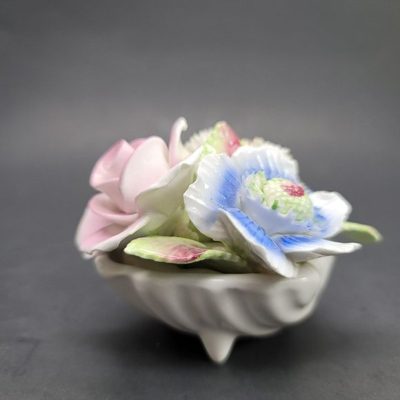 Royale Stratford England Floral China Bouquet in Basket PD11 - Picture 6 of 13